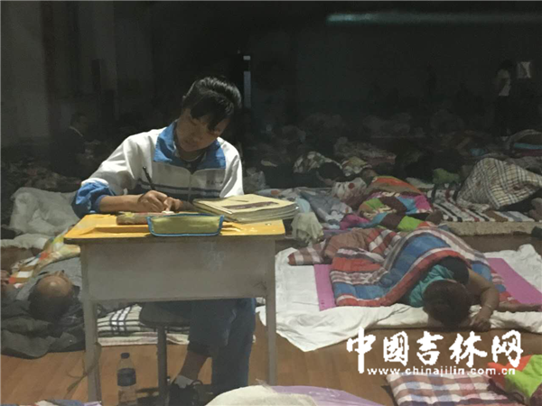 　最美励志女学霸 珲春市第一高级中学高二年级一班学生王丽