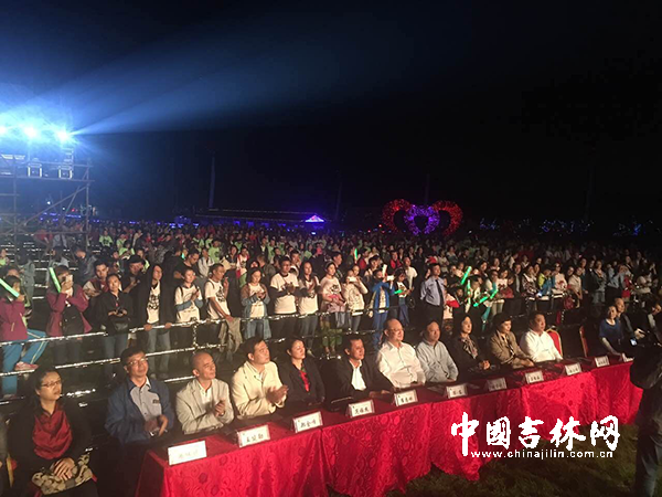 2016中国吉林市玫瑰音乐节 金珠花海激情开唱!