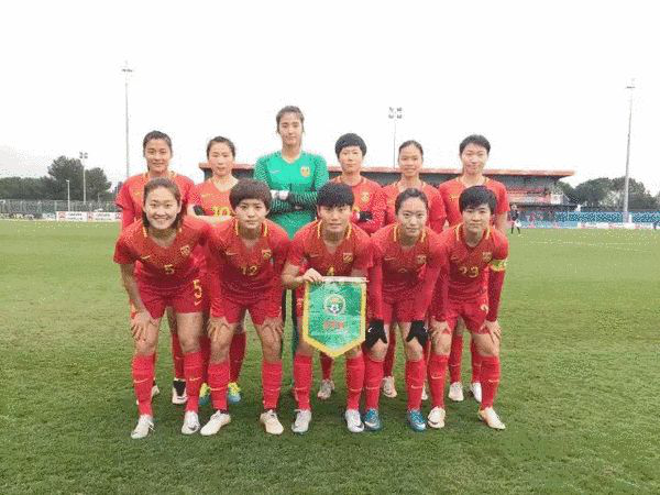 中国女足法国备战阿尔加夫杯 大众卓越女足任桂辛成队长